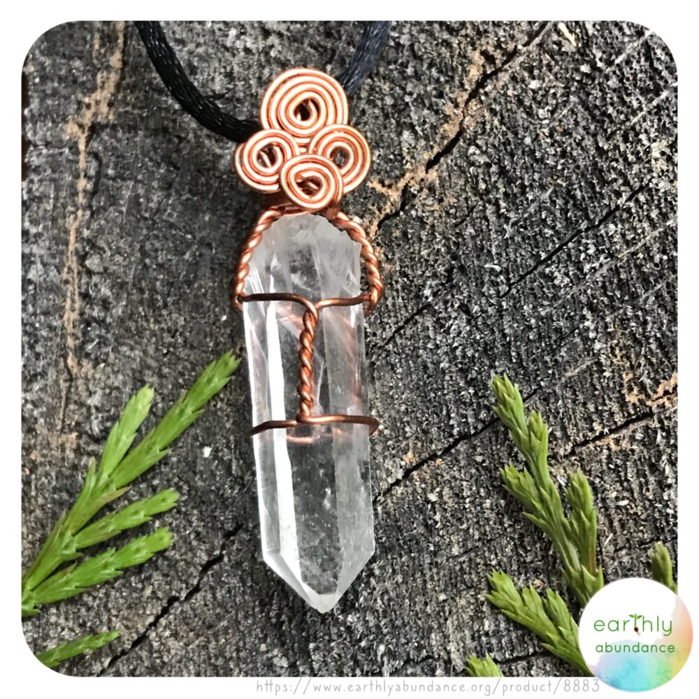 8883 Quartz Point + Copper Necklace